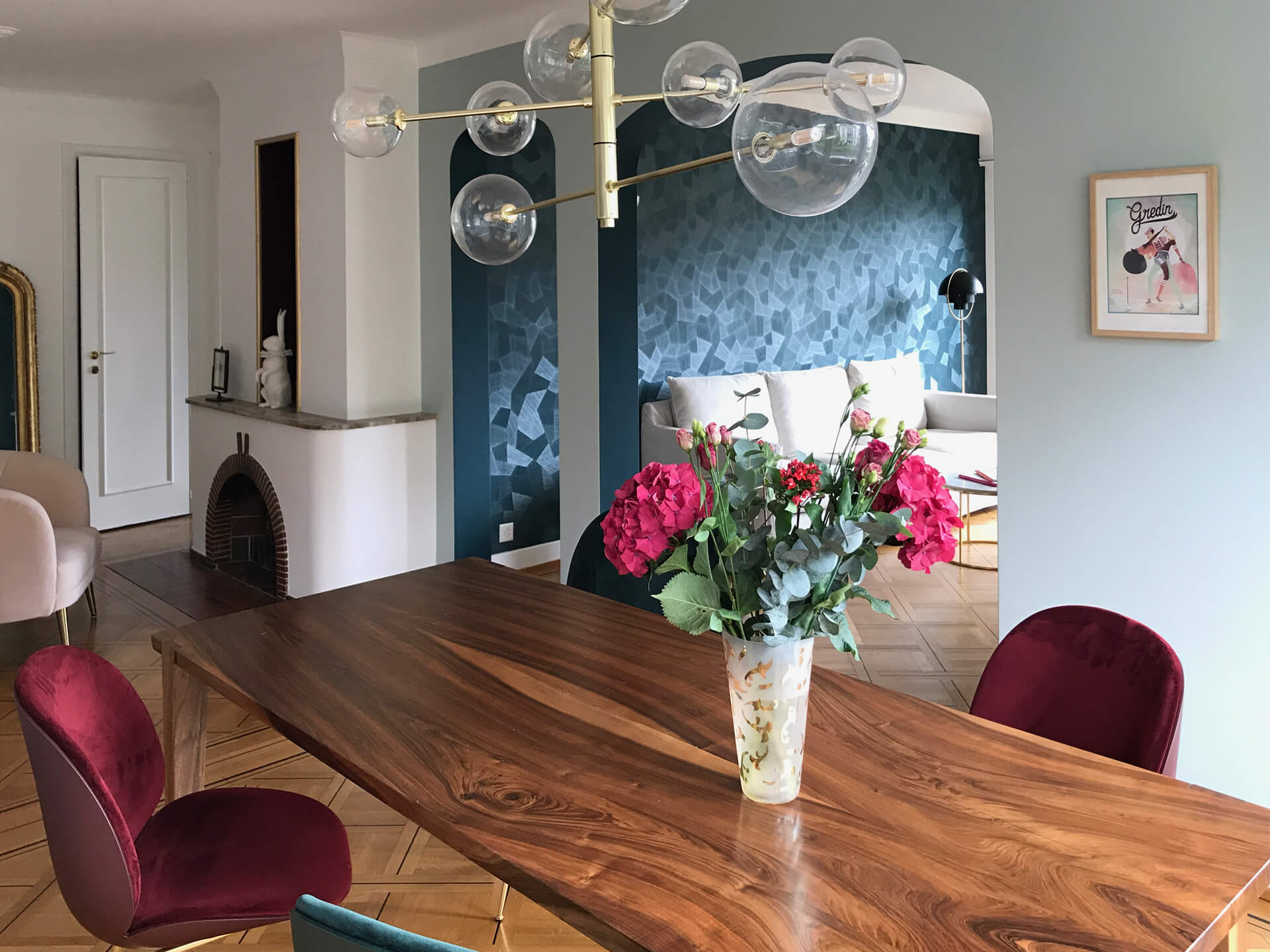 decoration_appartement_ancien_ sejour_arcade_couleurs_papierpeint_lausanne_emmanuelle_diebold.jpg